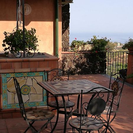 B&B Villa Dagala Santa Venerina Eksteriør billede