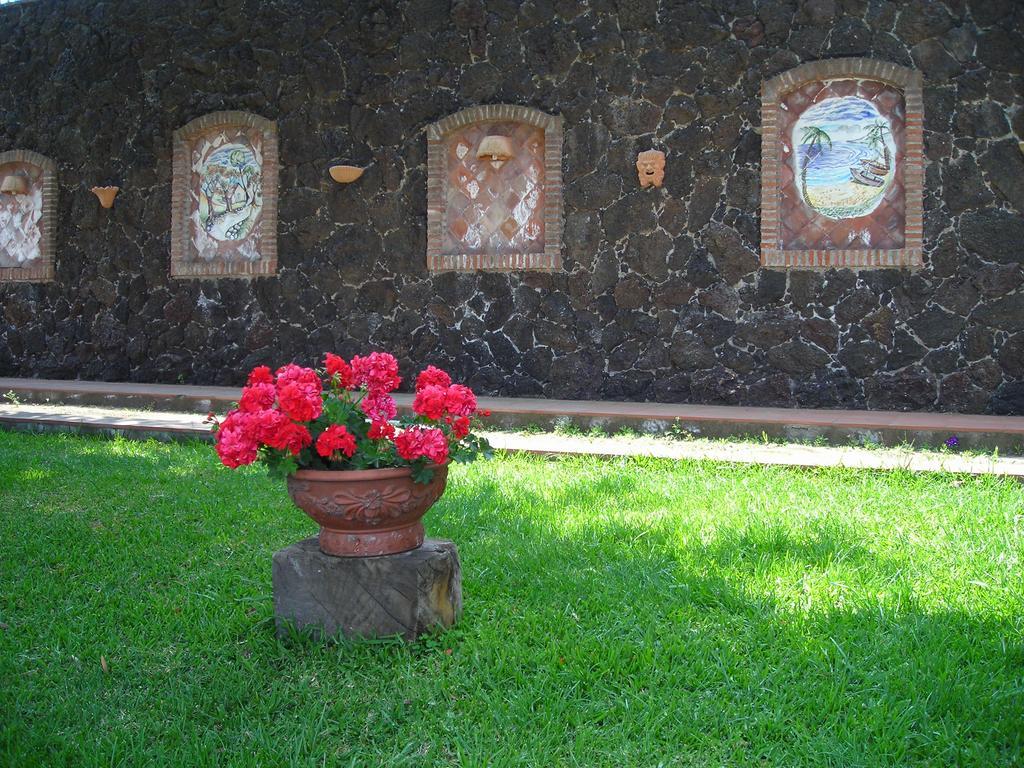 B&B Villa Dagala Santa Venerina Eksteriør billede