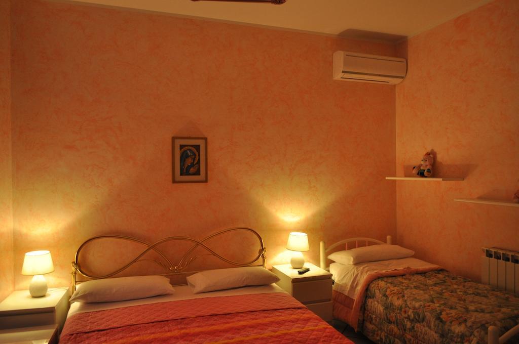 B&B Villa Dagala Santa Venerina Værelse billede