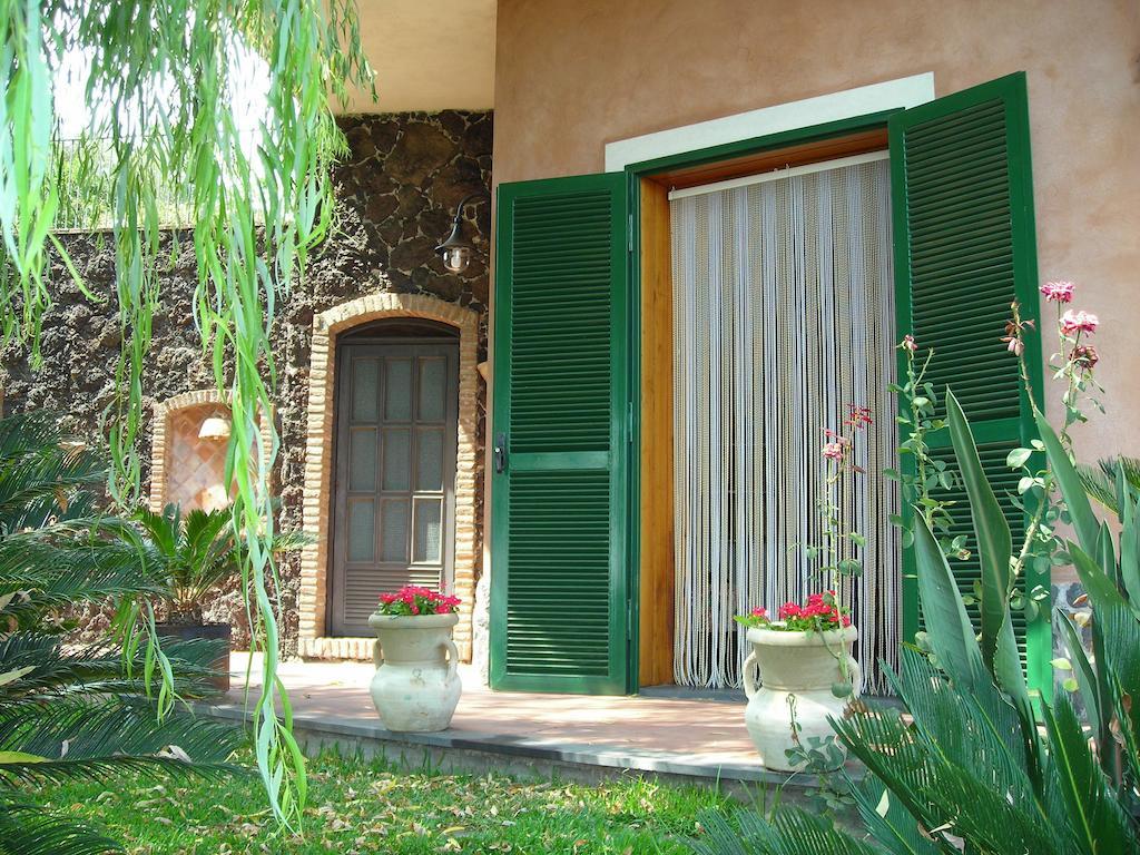 B&B Villa Dagala Santa Venerina Eksteriør billede